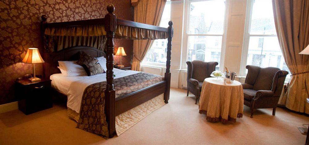 Westenra Arms Hotel Monaghan Buitenkant foto