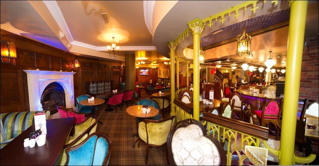 Westenra Arms Hotel Monaghan Buitenkant foto